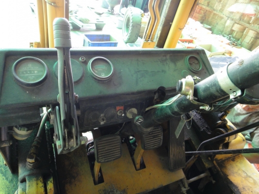 รถโฟล์คลิฟ Komatsu FG20-8 งาพิเศษควงสว่าน... รถโฟล์คลิฟ Komatsu FG20-8 งาพิเศษควงสว่าน...