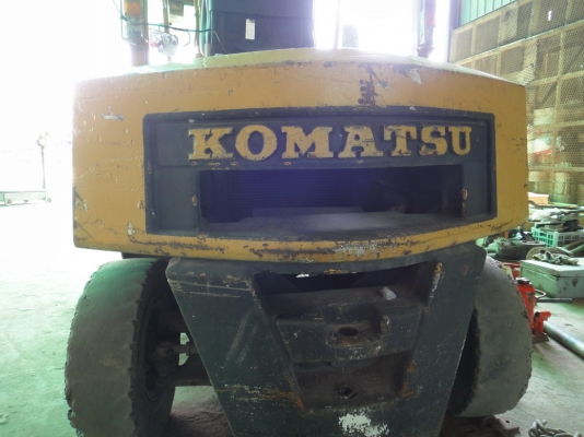 รถโฟล์คลิฟ Komatsu FG20-8 งาพิเศษควงสว่าน... รถโฟล์คลิฟ Komatsu FG20-8 งาพิเศษควงสว่าน...