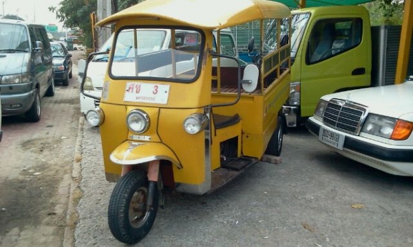 " ตุ๊กๆๆ ช่วงยาว " 2 ตอน สวยเดิมๆ เครื่องแน่น ทะเบียนแท้ (ยินดีรับบัตร)