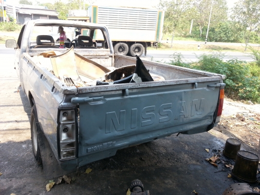 ขายรถกะบะ NISSAN BIG-M ฝาแดง มีทะเบียน ขายรถกะบะ NISSAN BIG-M ฝาแดง มีทะเบียน