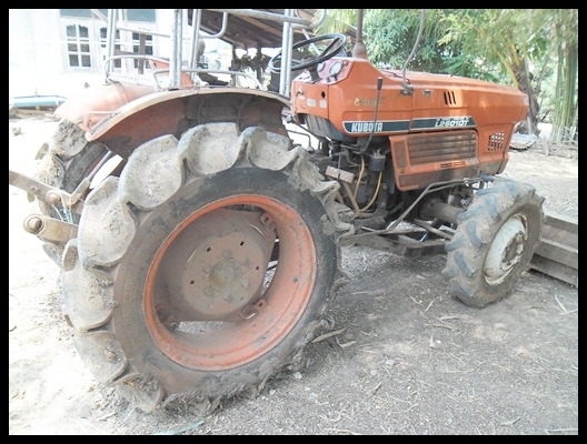 รถไถคูโบต้า 26 แรง 2เพลา สภาพดี น่าใช้