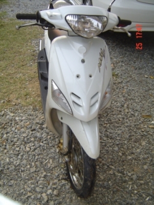 Yamaha Mio 115 cc ขาวๆ Yamaha Mio 115 cc ขาวๆ