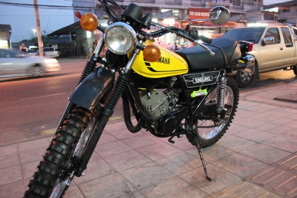 YAMAHA DT100