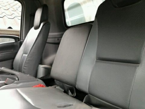 ขายด่วน!!!!!!!!!!! Isuzu 150 เทอร์โบ  รถสวย เอกสารพร้อมโอน