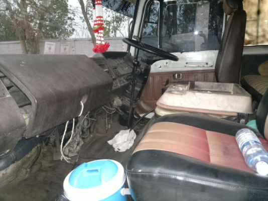 ขายรถ 10 ล้อ 2 เพลา กระบะเหล็กดั้ม HINO FM227LD เครื่องเดิม เกียร์เดิม คัสทรีสวยยกเส้น อุปกรณ์ครบ เดิมๆของ227 สนใจโทร