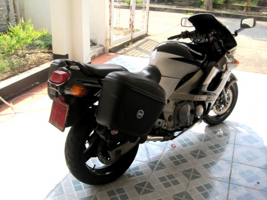 <<<<<<<< Kawasaki ZZR 400 touring >>>>>>>>>