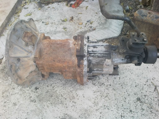 ขายเกียร์ 4 สปิด สำหรับเครื่อง12 R สภาพพร้อมใช้งาน