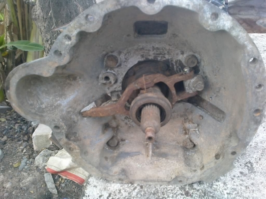 ขายเกียร์ 4 สปิด สำหรับเครื่อง12 R สภาพพร้อมใช้งาน ขายเกียร์ 4 สปิด สำหรับเครื่อง12 R สภาพพร้อมใช้งาน