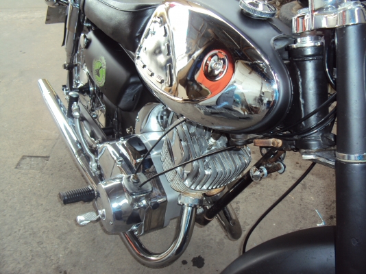 ขายรถซูซูกิ s10 มีทะเบียนชุดโอน ภาษีเต็มสวยสนใจติดต่อสรกฤช 081-8478107