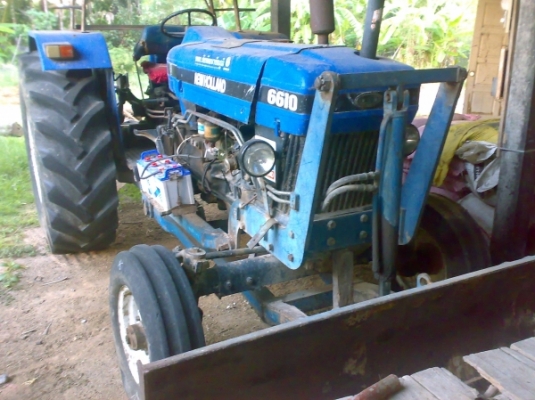 ฝากขายรถไถFORD6600 เสื้อลาย