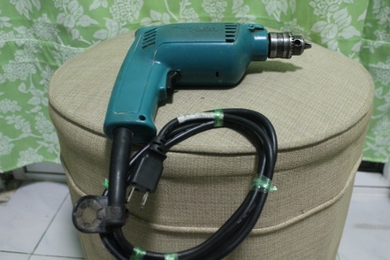 สว่านยี่ห้อ makita ขนาด 2หุน รุ่น 6501 พร้อมใช้งานครับ สว่านยี่ห้อ makita ขนาด 2หุน รุ่น 6501 พร้อมใช้งานครับ