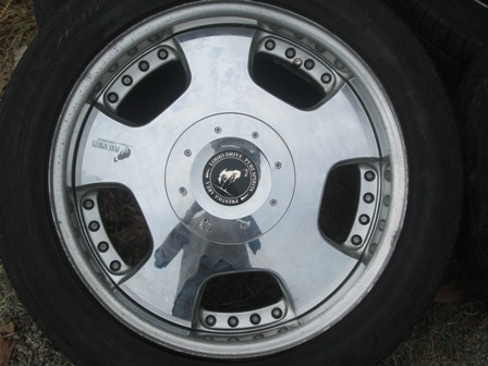 ขายล้อม้าทอง