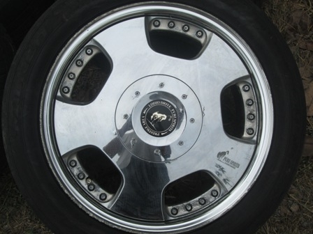 ขายล้อม้าทอง ขายล้อม้าทอง