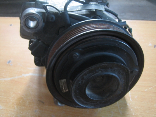 ขายคอมแอร์รถ6ล้อ ไม่แน่ใจว่ารุ่นไหน ลองเทียบดูครับ