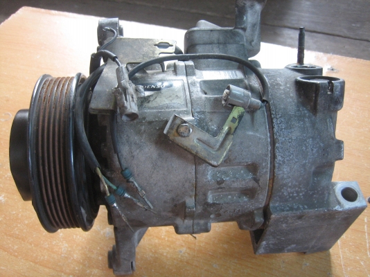 ขายคอมแอร์รถ6ล้อ ไม่แน่ใจว่ารุ่นไหน ลองเทียบดูครับ