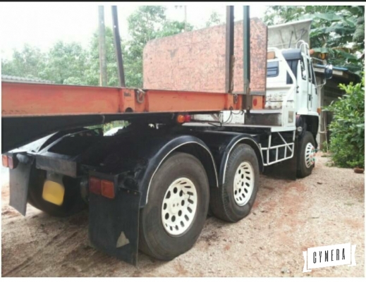 Isuzu fxz240 18ล้อ ขายพร้อมหางพื้นเรียบคะ Isuzu fxz240 18ล้อ ขายพร้อมหางพื้นเรียบคะ