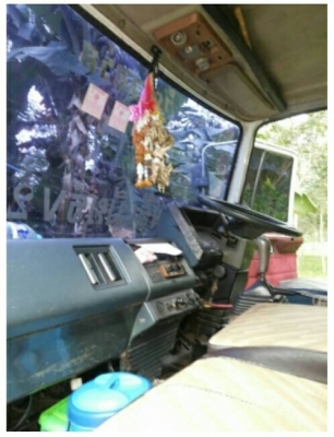 Isuzu fxz240 18ล้อ ขายพร้อมหางพื้นเรียบคะ Isuzu fxz240 18ล้อ ขายพร้อมหางพื้นเรียบคะ