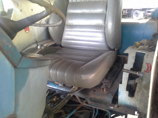 รถไถใหญ่ fiat 580 58 แรงม้า ถูกๆ เกียร์ทอร์ค กึ่งอัตโนมัติ ขับง่ายๆคนขับไม่เป็นหรือหัดขับก็ขับได้ ครับ