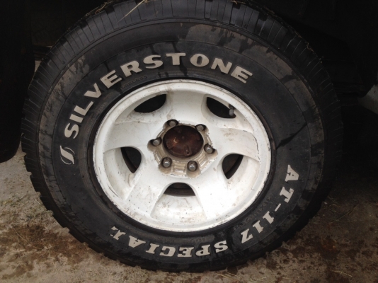 ขายล้อแม็ก off rood ขอบ 15 นิ้ว 6 รู 139 ขายล้อแม็ก off rood ขอบ 15 นิ้ว 6 รู 139