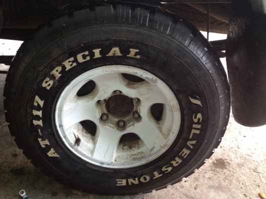 ขายล้อแม็ก off rood ขอบ 15 นิ้ว 6 รู 139 ขายล้อแม็ก off rood ขอบ 15 นิ้ว 6 รู 139