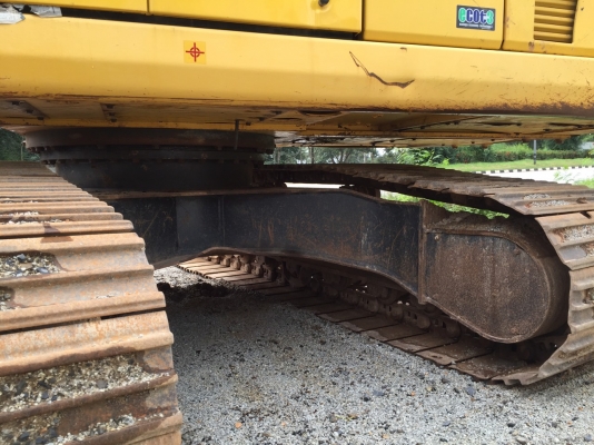 ขายรถแบคโฮ KOMATSU PC200-8 เอกสารอินวอย 5500 ชม.ราคา 1900000