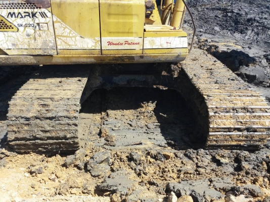 รถขุดSK220-3 ///...,มีเล่มทะเบียน ไฟฟ้า...เอวแน่น โซ่เต็ม เหมสวย..