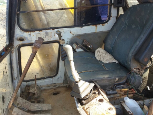 รถขุดSK220-3 ///...,มีเล่มทะเบียน ไฟฟ้า...เอวแน่น โซ่เต็ม เหมสวย..