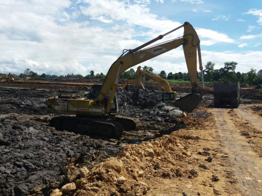 รถขุดSK220-3 ///...,มีเล่มทะเบียน ไฟฟ้า...เอวแน่น โซ่เต็ม เหมสวย..