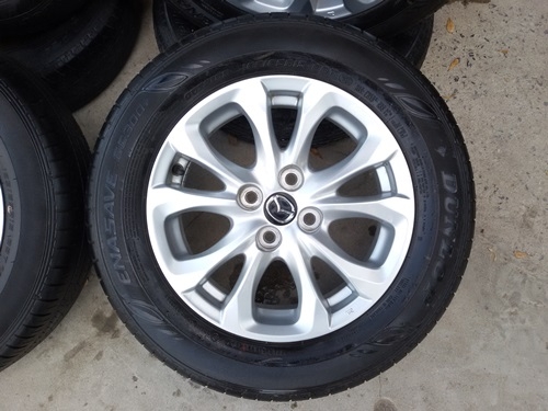 ขายล้อ Mazda2 SKYACTIV ขอบ15 ยางปี 15 4 ล้อ ขายล้อ Mazda2 SKYACTIV ขอบ15 ยางปี 15 4 ล้อ