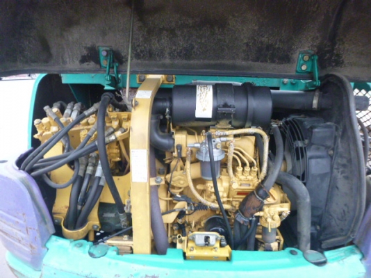 Komatsu PC30-7 ปั้มนิ้ว ตู้เก๋ง ถึงไทยเร็วๆนี้