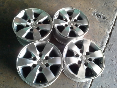 ล้อ Vigo 4WD 6/139 ขอบ16*7 สภาพดี 1ชุด