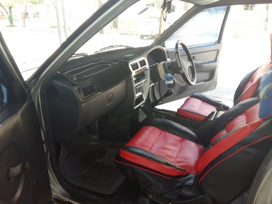 ขายรถครอบครัว น่าใช้งาน บิ๊กเอ็มแวน ฝาแดงดีเซล รถสภาพดี ขายรถครอบครัว น่าใช้งาน บิ๊กเอ็มแวน ฝาแดงดีเซล รถสภาพดี