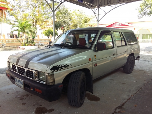 ขายรถครอบครัว น่าใช้งาน บิ๊กเอ็มแวน ฝาแดงดีเซล รถสภาพดี