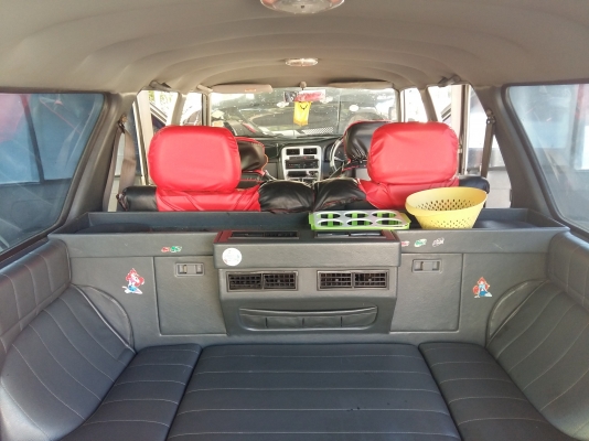 ขายรถครอบครัว น่าใช้งาน บิ๊กเอ็มแวน ฝาแดงดีเซล รถสภาพดี ขายรถครอบครัว น่าใช้งาน บิ๊กเอ็มแวน ฝาแดงดีเซล รถสภาพดี