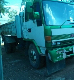 หกล้อ อีซูซุ FTR 175ดั้ม แอร์ เวอร์ ทิฟฟี สโลสกลาง สภาพดีพร้อมใช้ ทะเบียนพร้อมโอน หกล้อ อีซูซุ FTR 175ดั้ม แอร์ เวอร์ ทิฟฟี สโลสกลาง สภาพดีพร้อมใช้ ทะเบียนพร้อมโอน