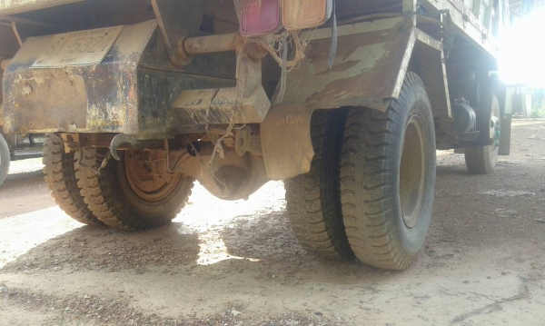 หกล้อ อีซูซุ FTR 175ดั้ม แอร์ เวอร์ ทิฟฟี สโลสกลาง สภาพดีพร้อมใช้ ทะเบียนพร้อมโอน หกล้อ อีซูซุ FTR 175ดั้ม แอร์ เวอร์ ทิฟฟี สโลสกลาง สภาพดีพร้อมใช้ ทะเบียนพร้อมโอน