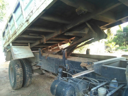 หกล้อ อีซูซุ FTR 175ดั้ม แอร์ เวอร์ ทิฟฟี สโลสกลาง สภาพดีพร้อมใช้ ทะเบียนพร้อมโอน หกล้อ อีซูซุ FTR 175ดั้ม แอร์ เวอร์ ทิฟฟี สโลสกลาง สภาพดีพร้อมใช้ ทะเบียนพร้อมโอน