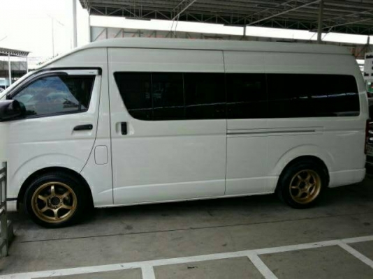 รถตู้แต่งวีไอพีสภาพดีไมล์8หมื่นโล ถามไฟแนนซ์จัดได้เต็มฟรีดาวน์