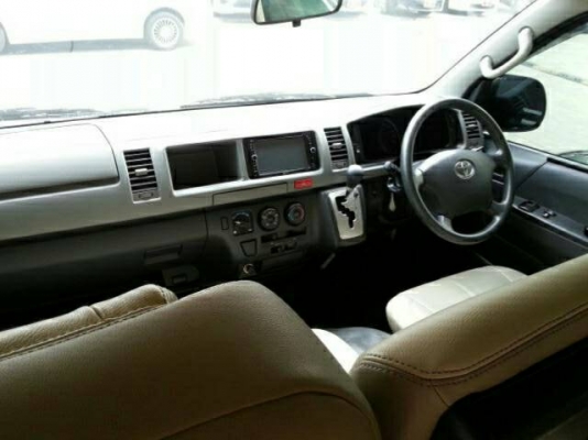 รถตู้แต่งวีไอพีสภาพดีไมล์8หมื่นโล ถามไฟแนนซ์จัดได้เต็มฟรีดาวน์