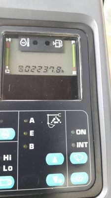 ขายโคมัสซุ 200-7 ชั่วโมง 2,200 ชม. อยู่ในระยะประกัน7,000ชม. ราคา 2,900,000 บาท