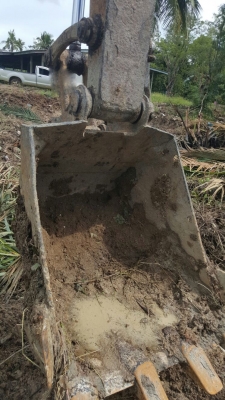 รถแบคโฮ KOBELCO  120 - 5.    สนใจติดต่อ  081 - 6079515