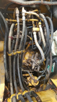 รถแบคโฮ KOBELCO  120 - 5.    สนใจติดต่อ  081 - 6079515