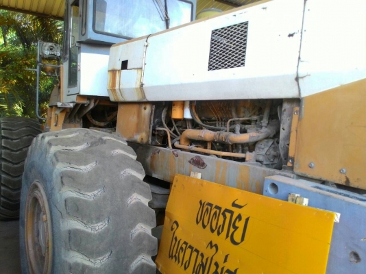 ขายรถตัก KOMATSU 530 ราคา 360,000 อ.แกลง จ.ระยอง  สอบถาม 0818618678,0899347475  https://www.facebook.com/Tractors-Rayong-307154532717928/