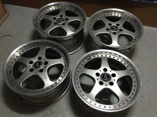 แม็กแท้ญี่ปุ่น ลดราคาด่วนขอบ17นิ้วหน้า8หลัง9นิ้ว5รู114เดิมๆไม่ซ่อมไม่เบียดลดราคาด่วน แม็กแท้ญี่ปุ่น ลดราคาด่วนขอบ17นิ้วหน้า8หลัง9นิ้ว5รู114เดิมๆไม่ซ่อมไม่เบียดลดราคาด่วน