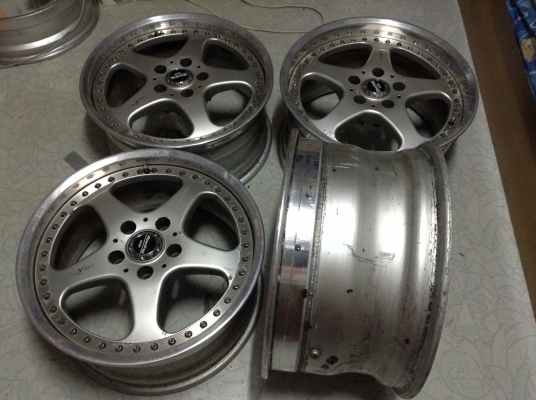 แม็กแท้ญี่ปุ่น ลดราคาด่วนขอบ17นิ้วหน้า8หลัง9นิ้ว5รู114เดิมๆไม่ซ่อมไม่เบียดลดราคาด่วน