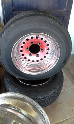 ล้อแท้ 15 แยกชิ้นใด้ 6รู ล้อแท้ 15 แยกชิ้นใด้ 6รู