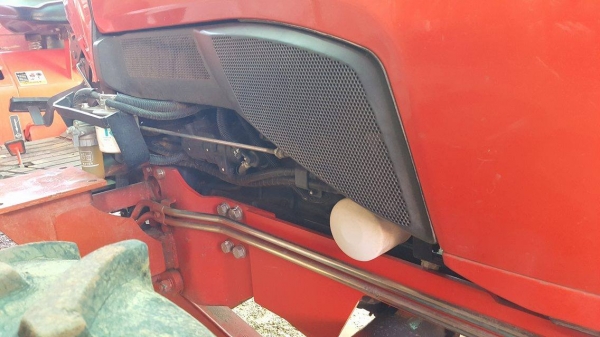 เพชรรุ่งเรืองจัดให้ครับ425,000บ. L4708DTใบมีดดันดิน+ผานพรวน ทำงาน800ชม.รับประกันความสวยครับ