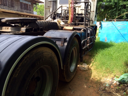 ขายด่วน  รถสิบล้อหัวลาก  isuzu  deca  320 ปี 49  พร้อมใช้งาน  เอกสารพร้อม