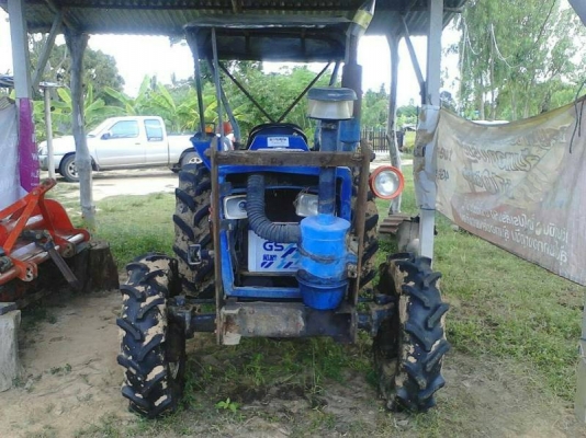 รถไถอิเซกิ28แรง2เพลา4x4 ตัวเปล่า พร้อมใช้ สภาพดีเครื่องดีเพลาหน้าดีเยี่ยม ยางสวยราคาต่อรองได้ขายได้ขายครับ