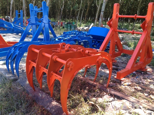 ขายที่คีบอ้อย ราคาไม่แพงพร้อมติดตั้ง สนใจติดต่อ 062-9654145 ขายที่คีบอ้อย ราคาไม่แพงพร้อมติดตั้ง สนใจติดต่อ 062-9654145